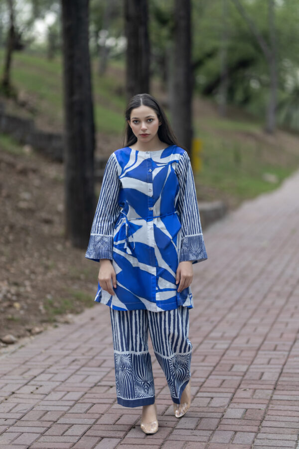 2 Piece – Luxury Printed Lawn