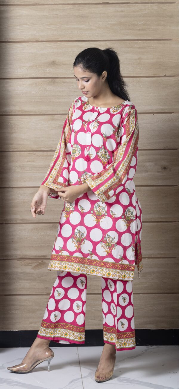 2 Piece – Luxury Printed Lawn